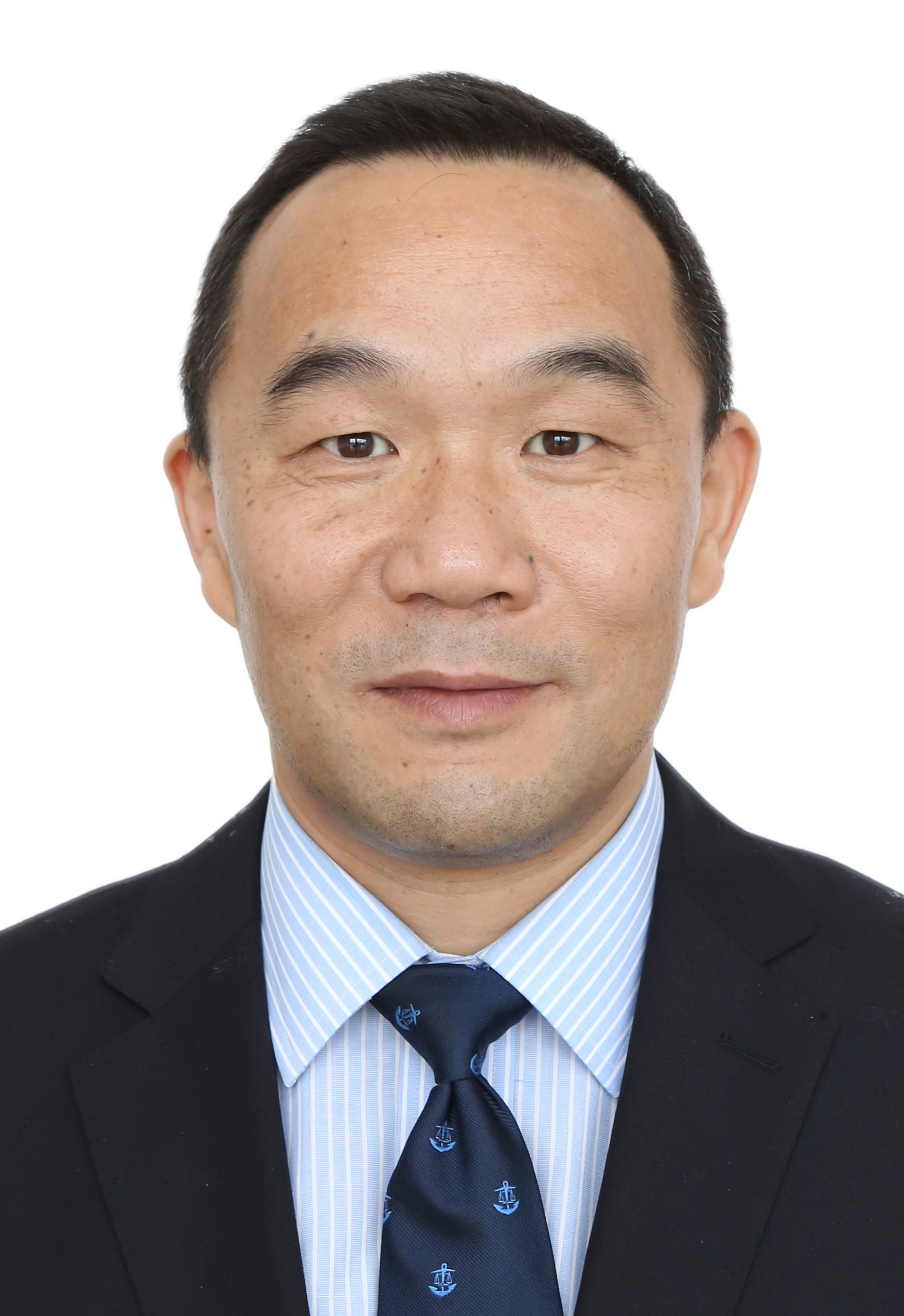 王海威.jpg 王海威.jpg